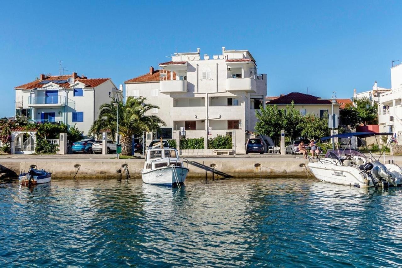 רוגוזניצה Apartments Marija - By The Sea מראה חיצוני תמונה
